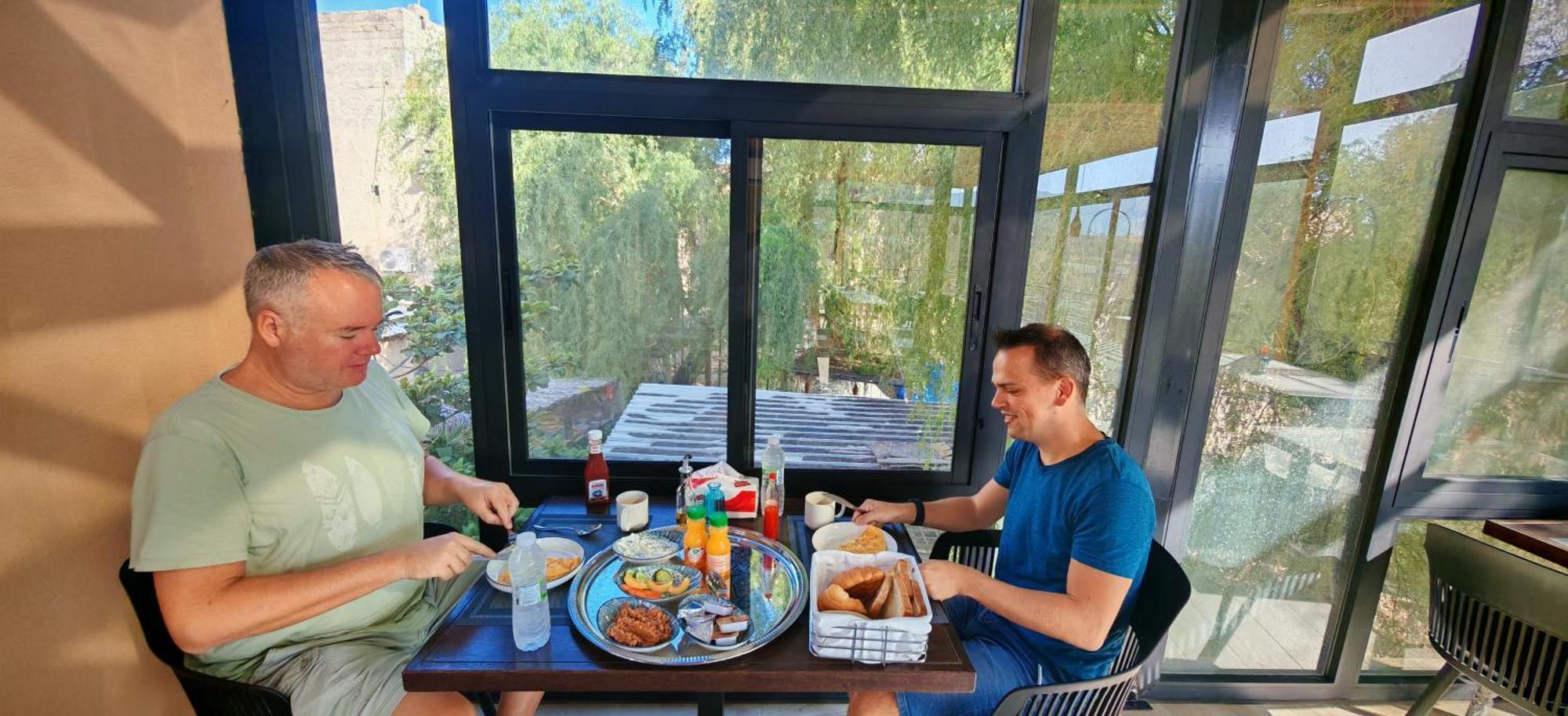 Alaqur View Inn نزل واجهة العقر Низва Екстериор снимка
